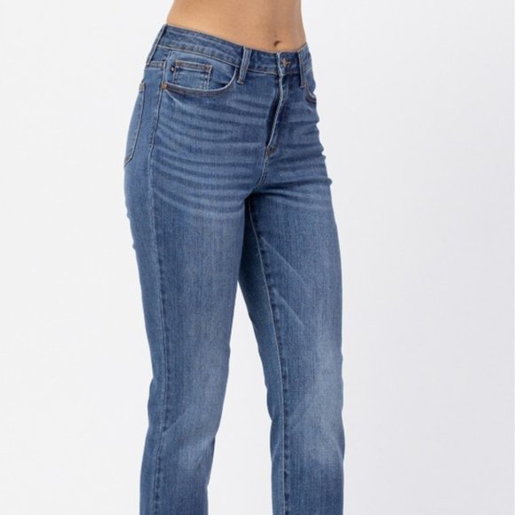 NWT - Full Size Cropped Jeans - Picture 5 of 8
